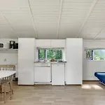Prázdninový dům 4 Person In Hampen