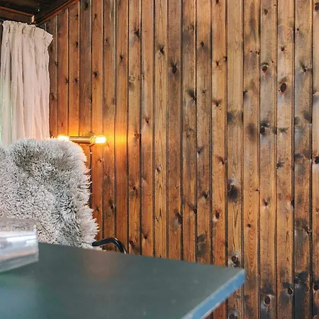 4 Person In Hébergement de vacances Hampen