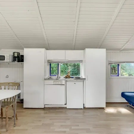 Feriehus 4 Person In Hampen