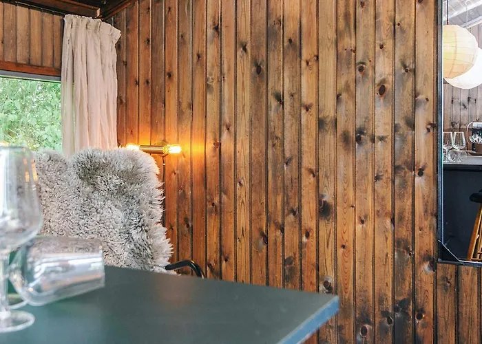 4 Person In Hébergement de vacances Hampen