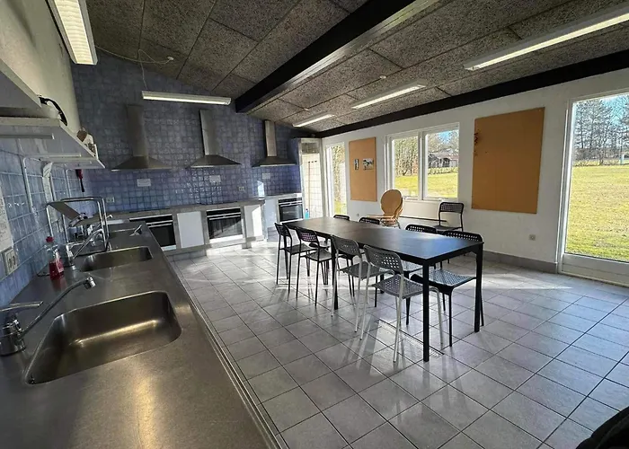 4 Person In Hébergement de vacances Hampen